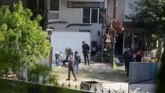 Imagen del registro que la Guardia Civil practic� esa semana en el taller de Baloiras, en Vilagarc�a, donde se encuentra el zulo