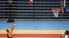 Tyler Haws demuestra su potencial anotador