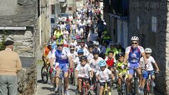 El recorrido del D�a de la Bici parti� del n�cleo urbano pont�s