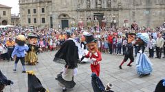 Ambientazo en Santiago en la v�spera del D�a de Galicia
