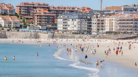 Ma�ana de sol este Jueves Santo en Sanxenxo