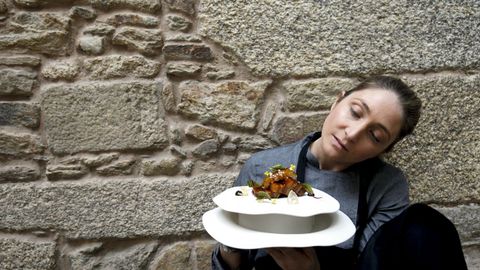 Plato principal: cigalas y porco celta (A Tafona)