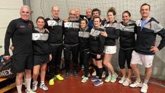 Representantes del equipo viveirense en Cedeira.