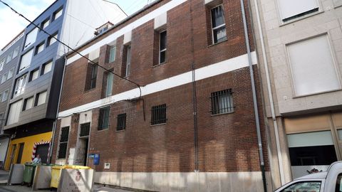 Antigua sede de la compa��a Telef�nica (ahora Movistar) en la calle Bao de Boiro