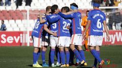 Real Oviedo Sevilla Atletico.Los futbolistas del Real Oviedo celebran la victoria frente al Sevilla Atl�tico