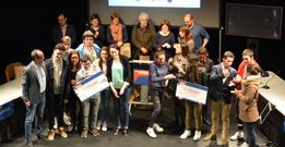 Os alumnos de Ames e Negreira debateron sobre o sector primario no futuro de Galicia. 