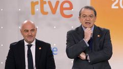 El director de estrategia y programaci�n de TVE, Ignacio G�mez-Acebo (a la izquierda), junto con Jos� Ram�n D�ez, director de TVE