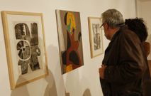 La Granell exhibe en Santiago las distintas facetas de Seoane. 