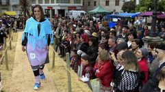 Las zocas m�s fashion desfilan en Valadouro