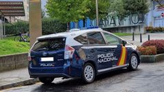 Imagen de un veh�culo de la polic�a nacional en la comisar�a de Vigo