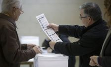 Los vecinos eligieron a los 21 candidatos que formar�n la lista para las municipales. 