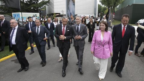 El ministro del Interior, Fernando Grande-Marlaska (3d), y la delegada del Gobierno en Asturias, Adriana Lastra (2d), a su llegada a la inauguracin de la 67 Feria Internacional de Muestras de Asturias (Fidma)