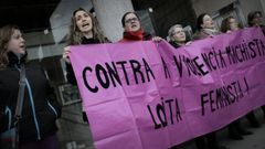 CONCENTRACIN CONTRA LA VIOLENCIA MACHISTA EN A CORUA