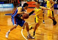 El Obradoiro tendr� que mejorar ante el Manresa la imagen ofrecida frente al CB Canarias.