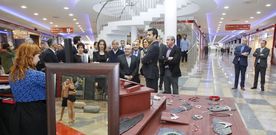 Los invitados a la inauguraci�n visitaron el centro comercial y vieron algunas de las actuaciones programadas. 