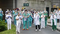 Concentraci�n silenciosa de personal sanitario de Urxencias en el CHUO