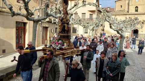 La delegaci�n boirense particip� en la procesi�n de las fiestas de Gracia