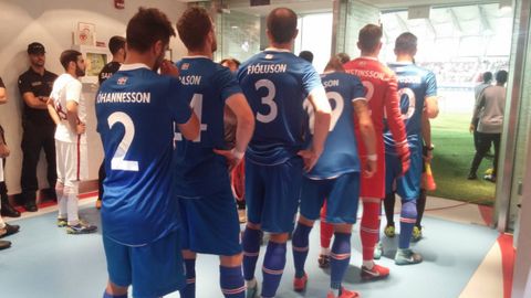 Diegui Johannesson Islandia Real Oviedo Horizontal.Diegui, antes de saltar al terreno de juego