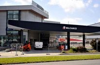 El grupo prev� abrir la gasolinera en agosto, mientras que el hotel se retrasar� a septiembre. 