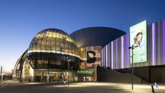 Vista exterior del centro comercial de Vitoria