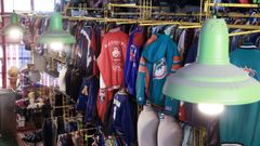La frusler�a de Madame D�ficit es la �nica tienda vintage de Lugo.