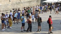 Colas en la Praza da Quintana para entrar por la Puerta Santa de la catedral de Santiago en el �ltimo a�o santo del 2021