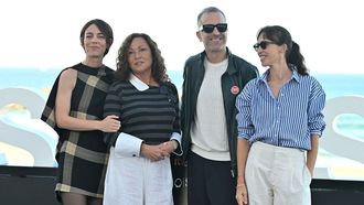 Victoria Luengo, Eulalia Ram&oacute;n, Mikel Gurrea y Ariadna Gil, actrices y director de &laquo;Sants&raquo;.