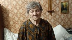 Valentina, de 84 a�os, en casa de uno de sus nietos, tras lograr salir de Volnovaja.