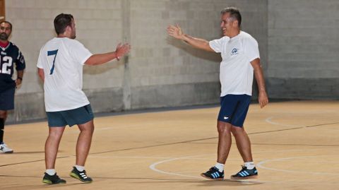 PARTIDO DE F�TBOL ENTRE EL PP Y EL PSOE DE PONTEVEDRA