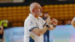 L�pez Su�rez pone hincapi� en la construcci�n de la nueva estructura de su equipo