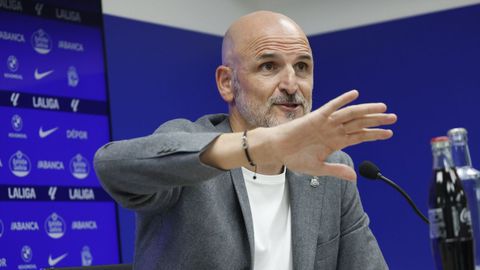 Fernando Soriano, durante la rueda de prensa de este jueves en el D�por Training Center.