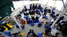 Espa�a acoger� finalmente a 60 de los 141 inmigrantes del Aquarius