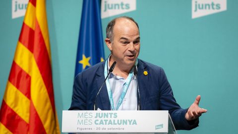 El secretario general de Junts, Jordi Turull, interviene ante el consejo nacional del partido reunido en Figueras (Gerona).