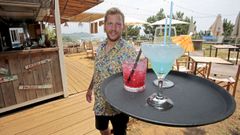 El Bico Beach de Pragueira, en Sanxenxo, est� de moda por su hamburguesa a la parrilla