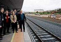 Lores, Pastor y Louz�n, ayer, en la visita a las obras en marcha en la estaci�n de Pontevedra.