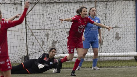Barca Toba celebra su gol frente al Corme.