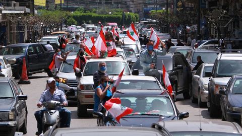 Los manifestantes salieron esta vez en coches para cumplir con las medidas de distanciamiento social