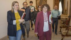 Goretti Sanmart�n, con los concejales del BNG, dirigi�ndose hacia el sal�n de plenos para someterse a la cuesti�n de confianza.