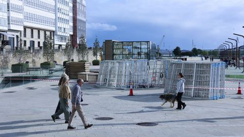 Las piezas que conformar�n el �rbol de luz, en O Parrote