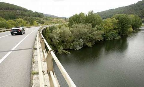 El trazado de la N-120 se duplicar� en algunos tramos para adaptarlo a la autov�a.