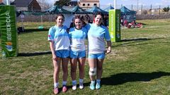 Mar�a Losada, no medio, entre as s�as compa�eiras de Os Ingleses no �ltimo Campionato de Espa�a de Selecci�ns Auton�micas.