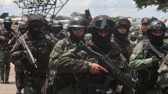 Miembros de las fuerzas de seguridad bolivianas.