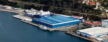 Vista a�rea de la sede central de Pescanova, en Chapela (Redondela), a orillas de la r�a de Vigo.