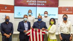 Manolo S�nchez, todo un pichichi de La Liga, fue el invitado para la presentaci�n del campamento colchonero