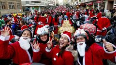 Imagen de una edici�n anterior de la papanoelada en la parada que hacen en la calle Venezuela