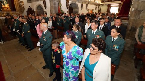 Los actos del Da del Pilar en Barbanza, en imgenes.La iglesia de Santa Baia se llen con motivo de la festividad del Pilar