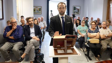 Eleccin do novo alcalde de Lousame, Esteban Ares