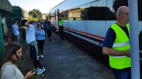 Los pasajeros fueron desplazados hasta la estación de A Escravitude