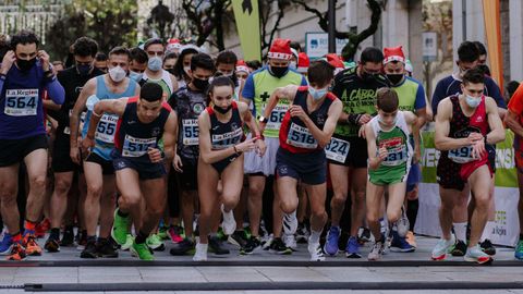 Carreras de San Silvestre en Ourense.La capital ourensana disfrut del ambiente festivo de su particular prueba de fin de ao