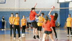 <span lang= gl >Imaxe dun dous partidos de voleibol do Torneu Eu Sa&uacute;de-Panos Brancos, non que tam&eacute;n se practicou baloncesto, f&uacute;tbol e atletismo.</span>